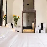 Mythical Blue Luxury (adults Only) Hotel Fira (Santorini)