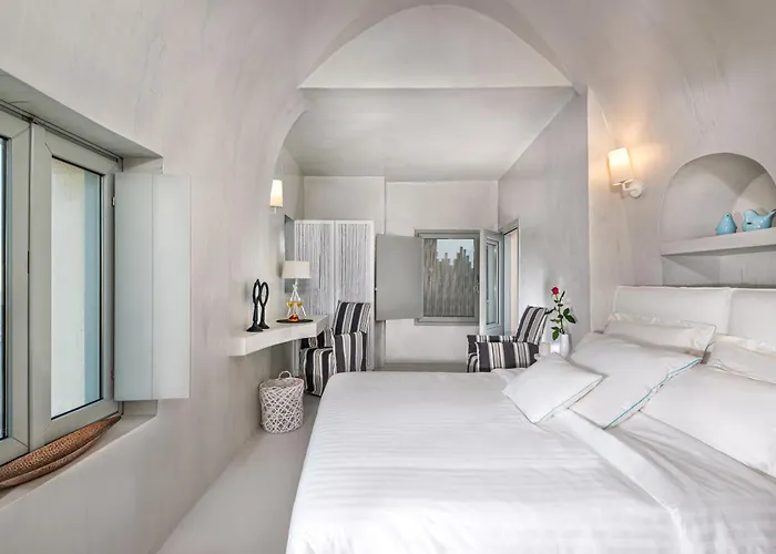 Mythical Blue Luxury (adults Only) Ξενοδοχείο Φηρά